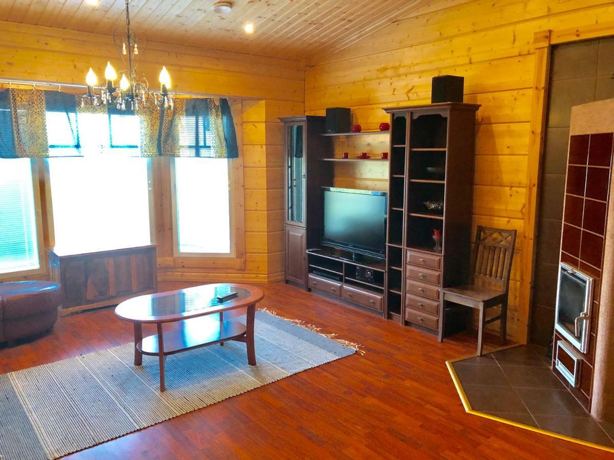 Mikala Villa Karstula ภายนอก รูปภาพ